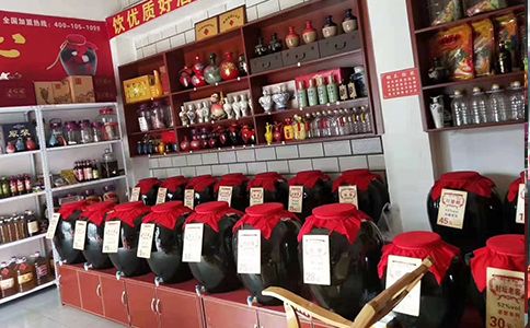 散酒加盟好項(xiàng)目，探索酒類市場(chǎng)的無(wú)限商機(jī)